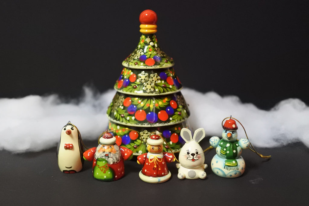 ロシア雑貨☆木製クリスマスリースE☆グリーン壁掛け飾り