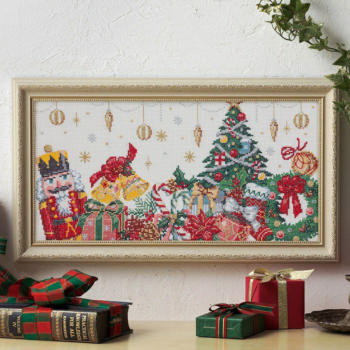 トライアングルツリー＜リュクス・ノエル＞ | リバティ 生地、編み物