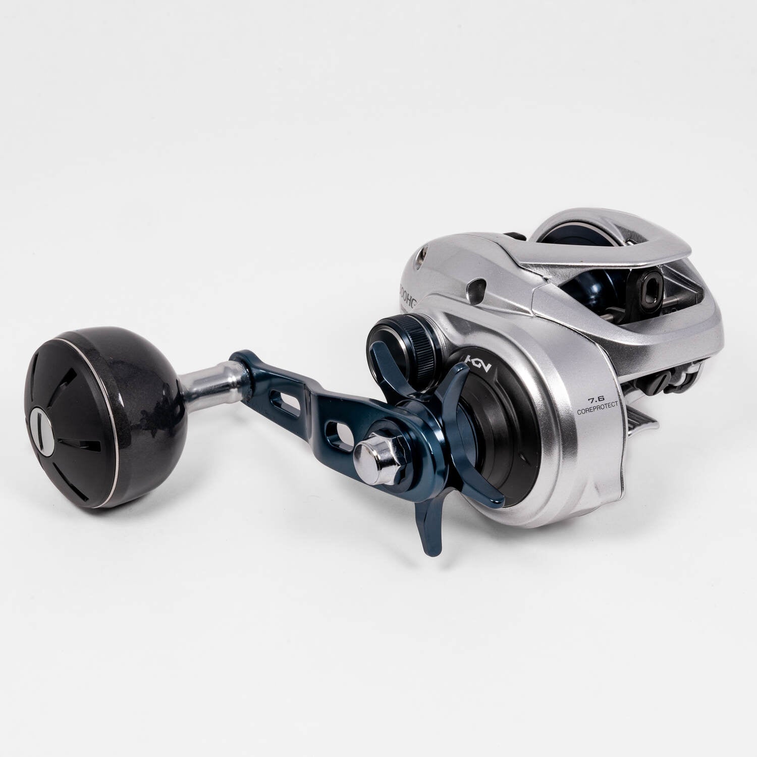 Shimano Tranx 300 and 400 Low Profile Baitcasting Reels - J&H Tackle