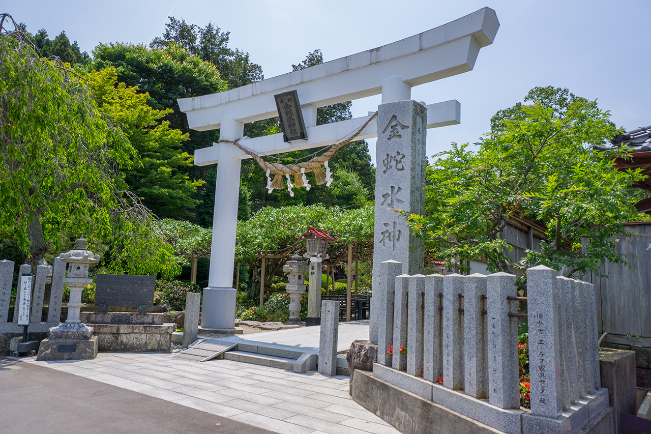 東北最大の金運パワースポット神社 | 金蛇水神社 - 神社ファン