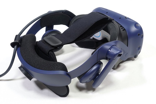 HTC VIVE Pro フルセット版」をレビュー。従来機より78％も高精細に