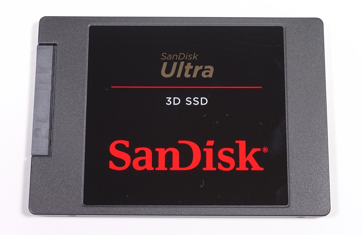 大容量の書込でも遅くならない「SanDisk SSD Ultra 3D 2TB」をレビュー
