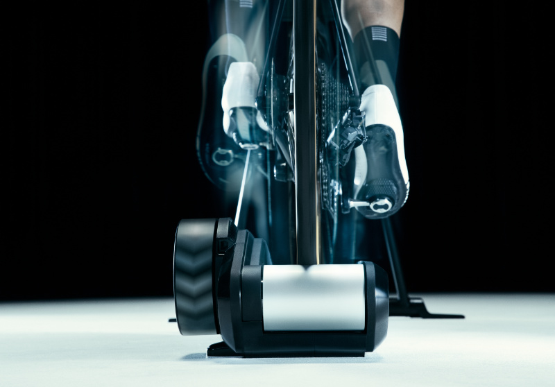 KICKR ROLLR （キッカーローラー）スマートバイクトレーナー | Wahoo