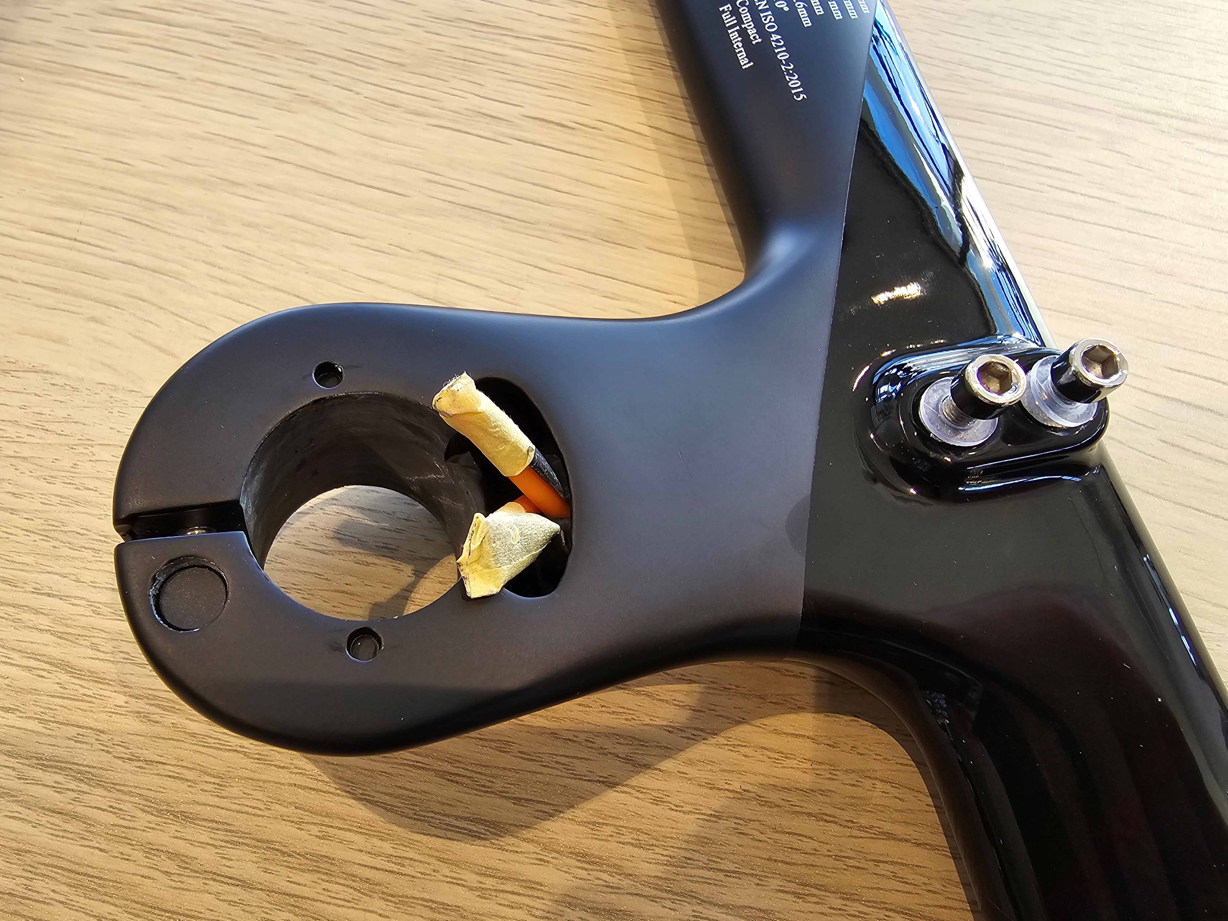 オロメ エアロエヴォ ワンピースコンパクトカーボンハンドル ELVES