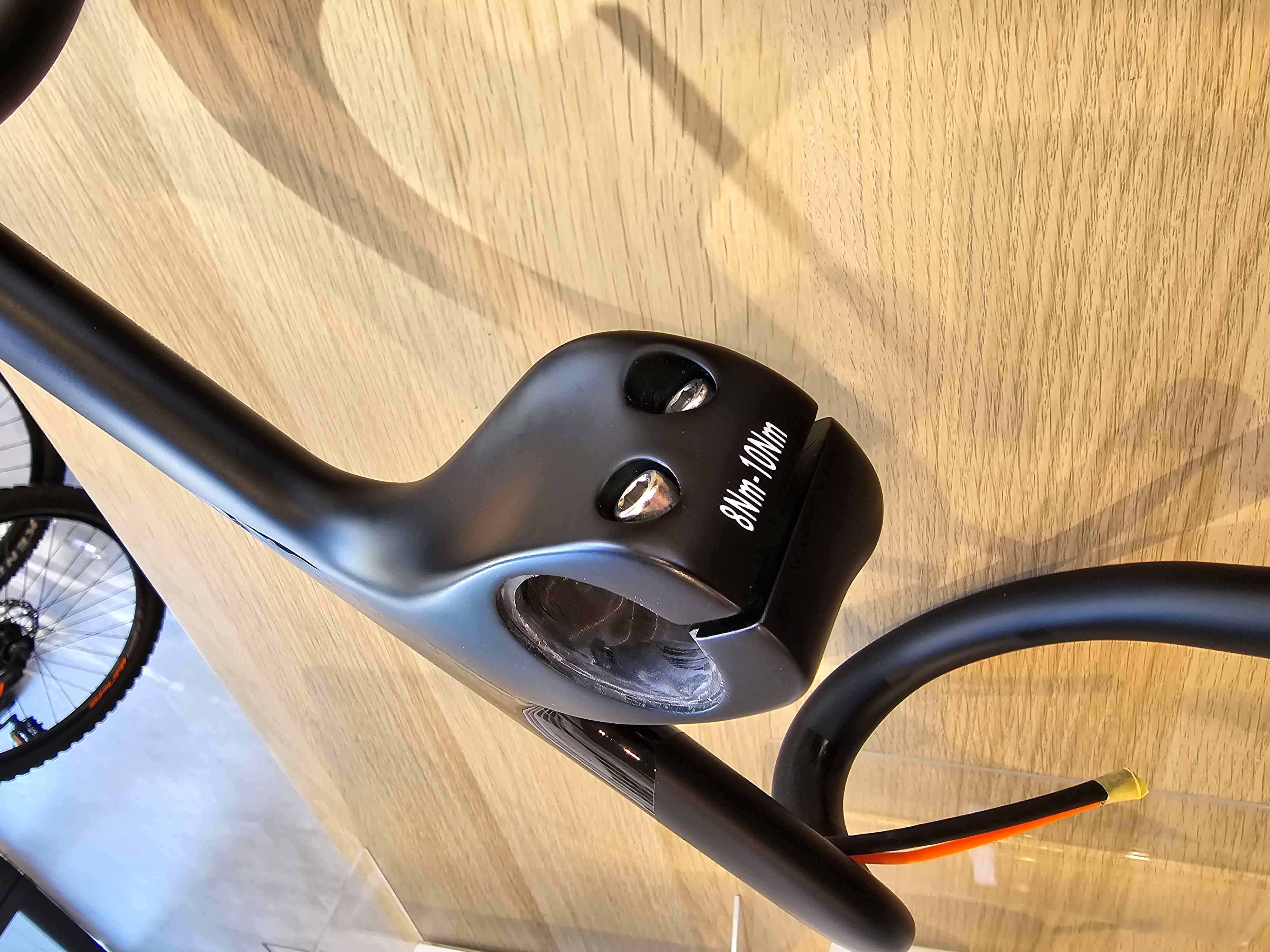 オロメ エアロエヴォ ワンピースコンパクトカーボンハンドル ELVES