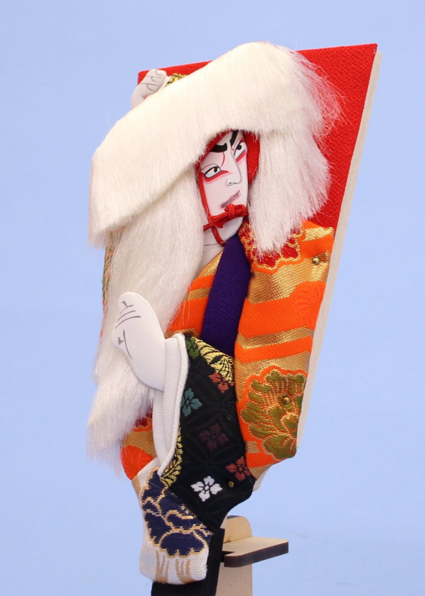 歌舞伎羽子板 8号白獅子 スタンド付き – 寿鳳人形の東芸