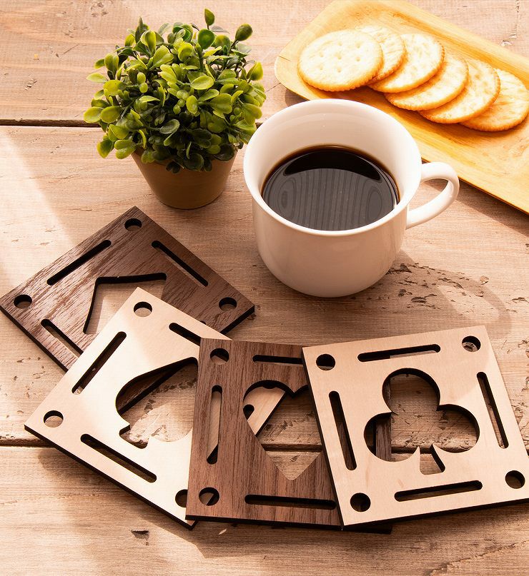 コースター 4枚セット 木製 2カラー トランプ四角 コースター022