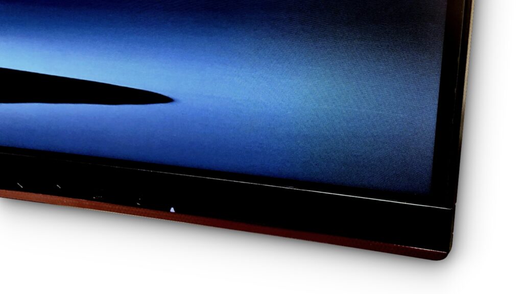 AOC湾曲ゲーミングモニターレビュー 激安+低評価でも性能は最高 | Kart