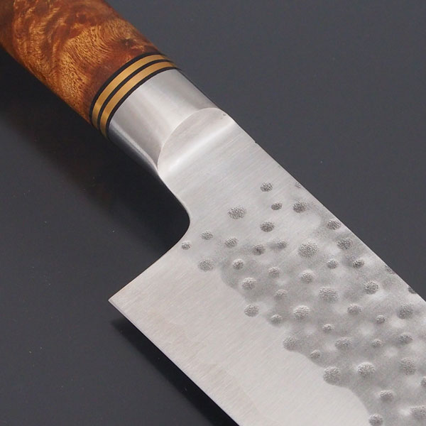 牛刀包丁 佐治武士 粉末ハイス鋼R2鎚目210㎜ 花梨こぶ柄ヒルト付