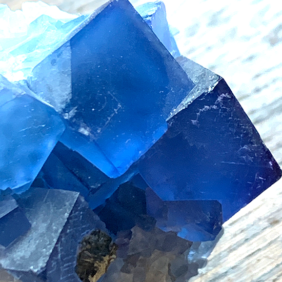 ミョウバン結晶の劈開割り – きらら舎