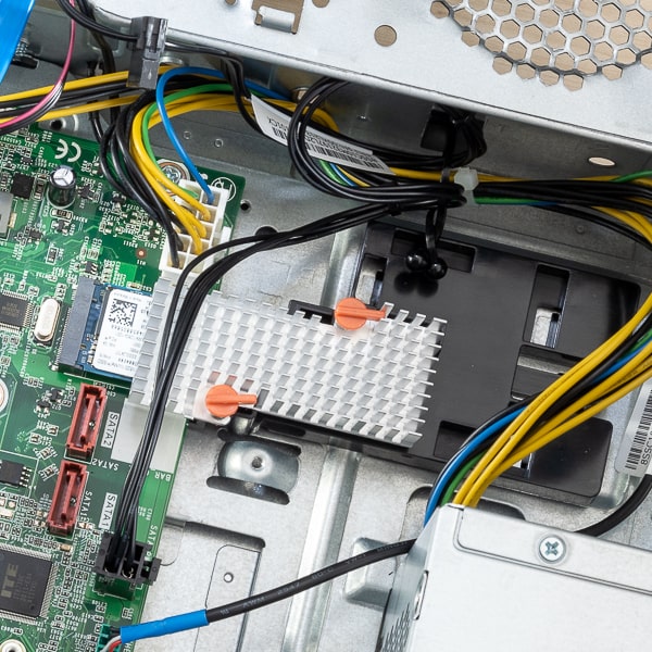 ThinkCentre M75s Small Gen2パーツ増設時の注意点について | こまめブログ