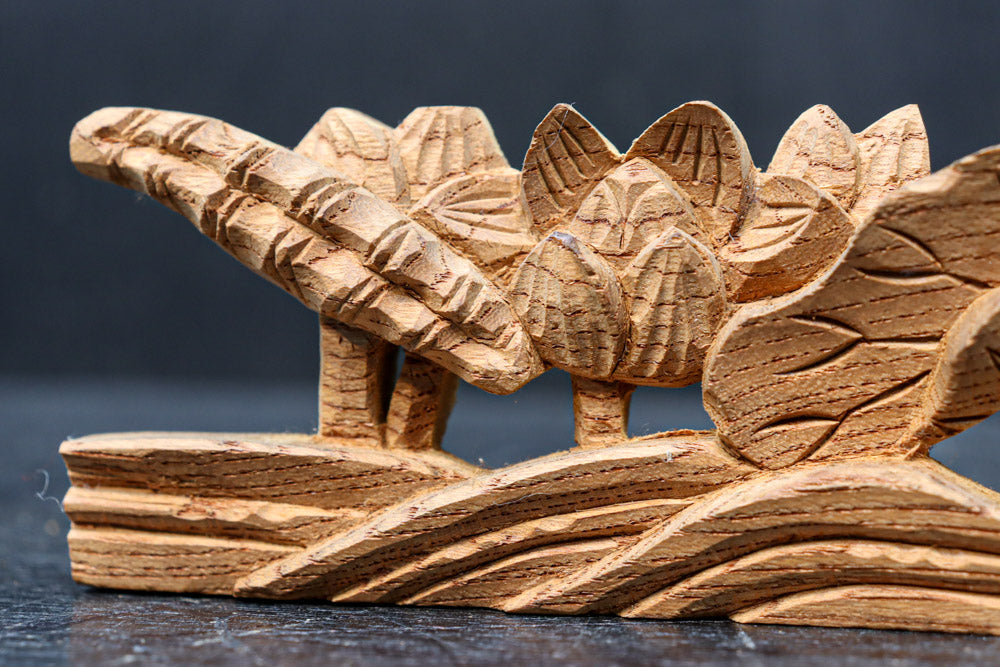 蓮の美しいシルエットを描いた彫刻飾り DC8351ab 在庫(a:1 b:0)枚 – 古