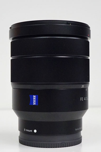 ダイナミックな広角からスナップまでを1本でこなせるフルサイズE