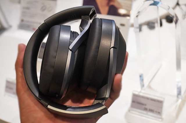 ワイヤレスノイズキャンセリングステレオヘッドセット「WH-1000XM2」を