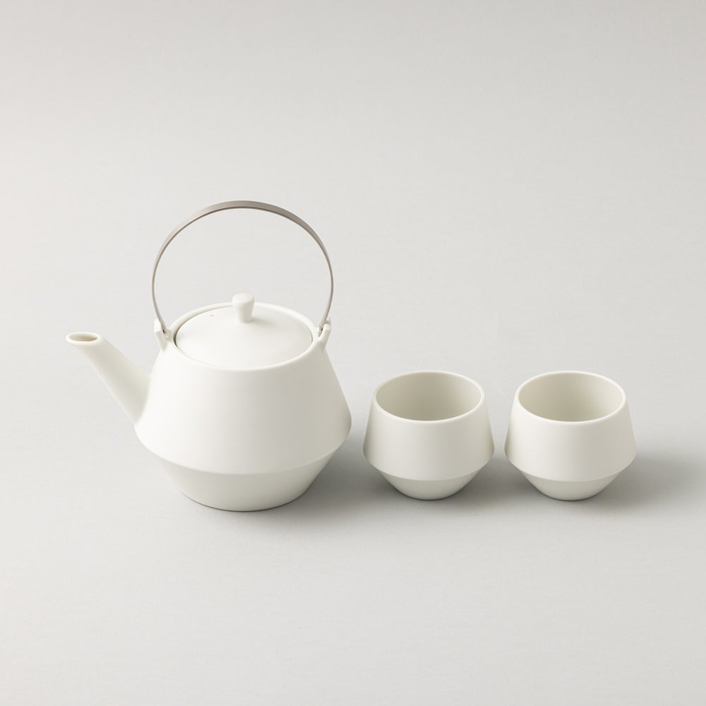 Frustum 土瓶＆煎茶湯呑 セット 白釉 箱入り – kuros.style