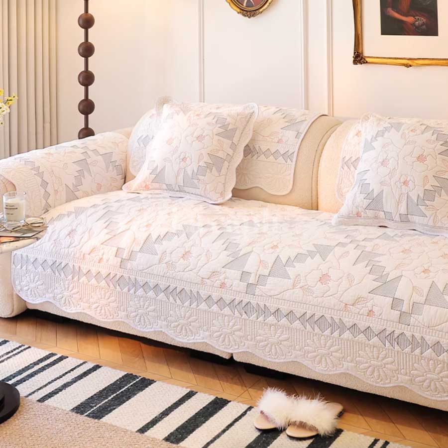 フラワーステッチソファーカバー（白）上品な刺繍でソファをドレスアップ