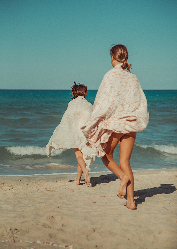 JÄKÄLÄ multi-use towel 95x180cm – LAPUAN KANKURIT（ラプアンカンクリ）