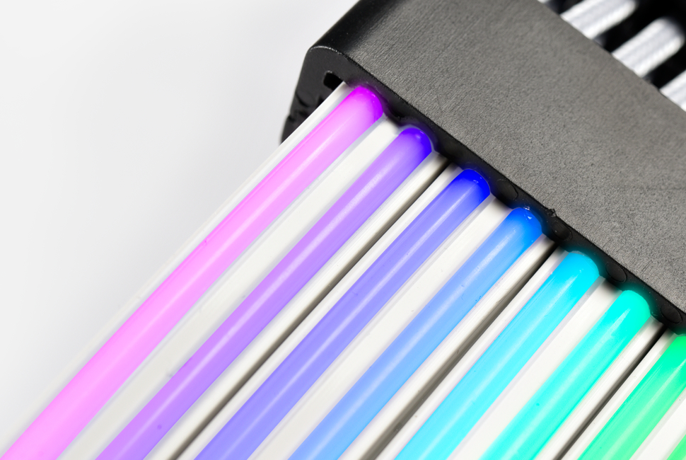 Strimer Plus 24 ピン/8 ピン/トリプル 8 ピン - あなたが必要とする