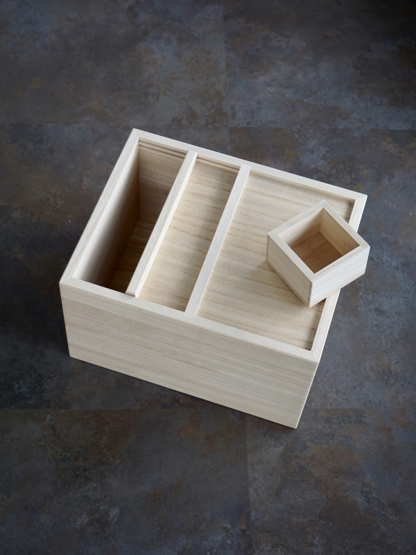 四十沢木材工芸の【 折敷 四つ切 】 « gullam.life&arts グラム