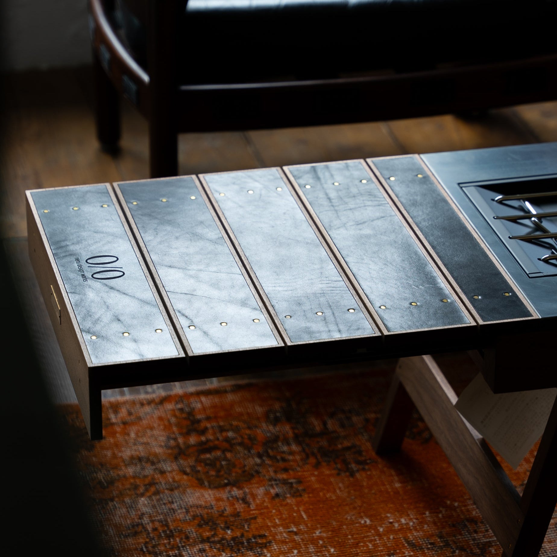 受注商品＞EXTENSION TABLE – LOG