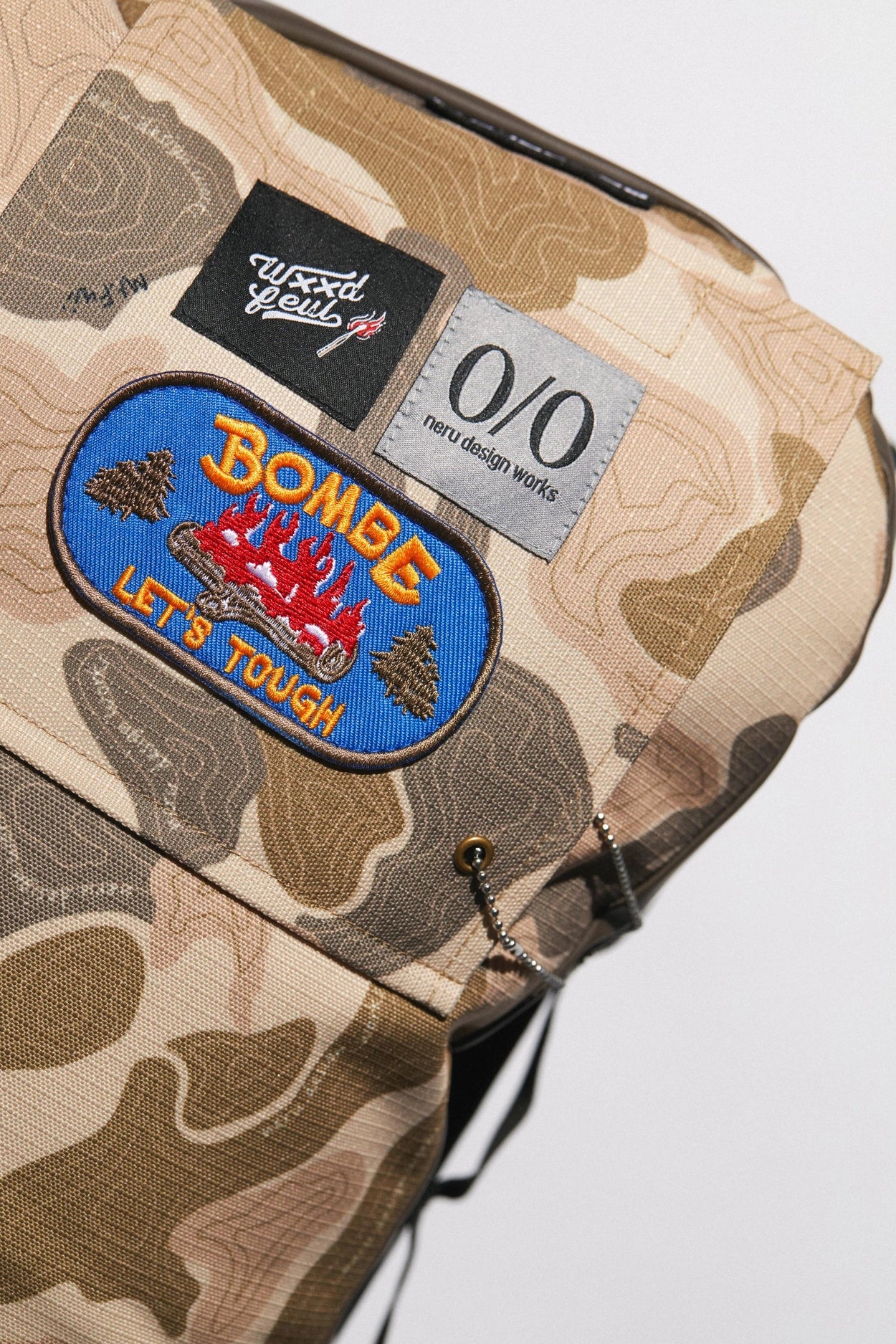 ネルデザインワークス　BOMBE MAT MINI 2度見されること必至！ ネイタルデザイン × ウッドフューエルのコラボ