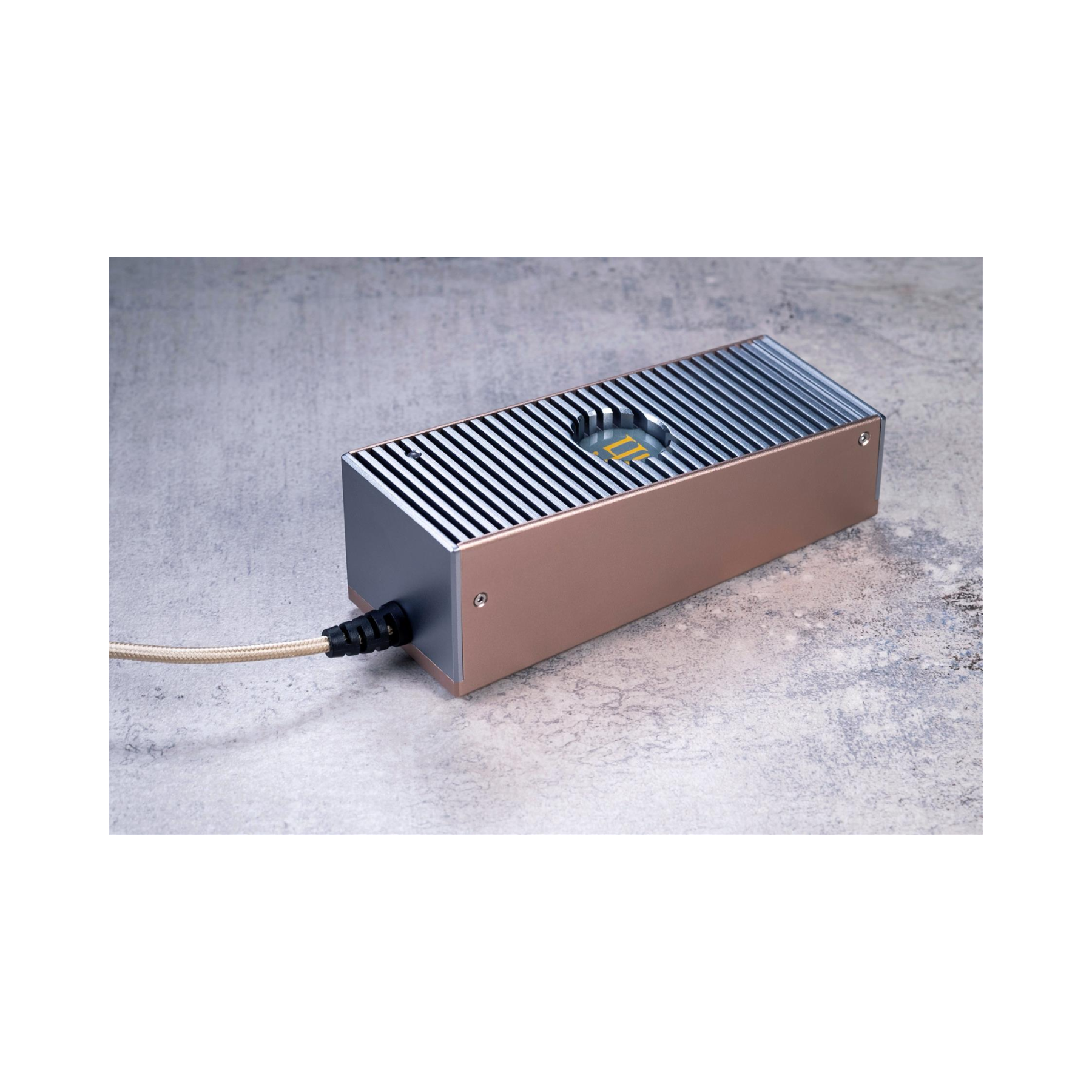 iFi Audio SilentPower iPower Elite Low Noise Power Supply | ListenUp