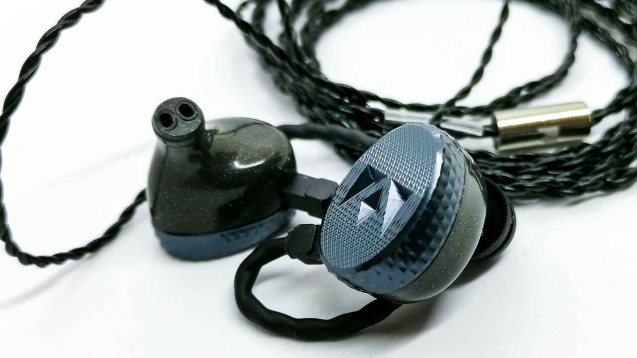 Massdrop x Noble X Universal」 125ドルに価格変更し、さらに購入し