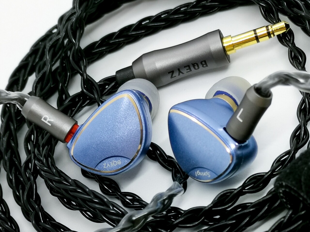 BQEYZ Spring 1」 独自7層ピエゾ＋1BA+DDのトリプルハイブリッドが奏で