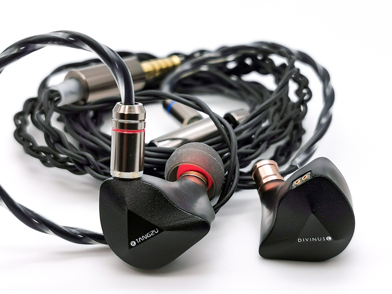 TANGZU X DIVINUS FUDU (杜甫) verse1」 2BA+1DD構成、同社初