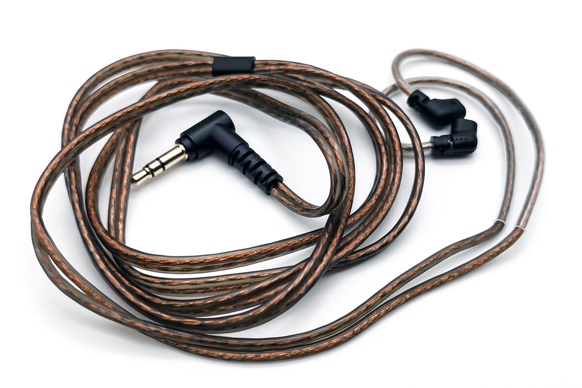 Kiwi Ears Dolce」 独自のLDP複合振動板を採用。適度にウォームかつ