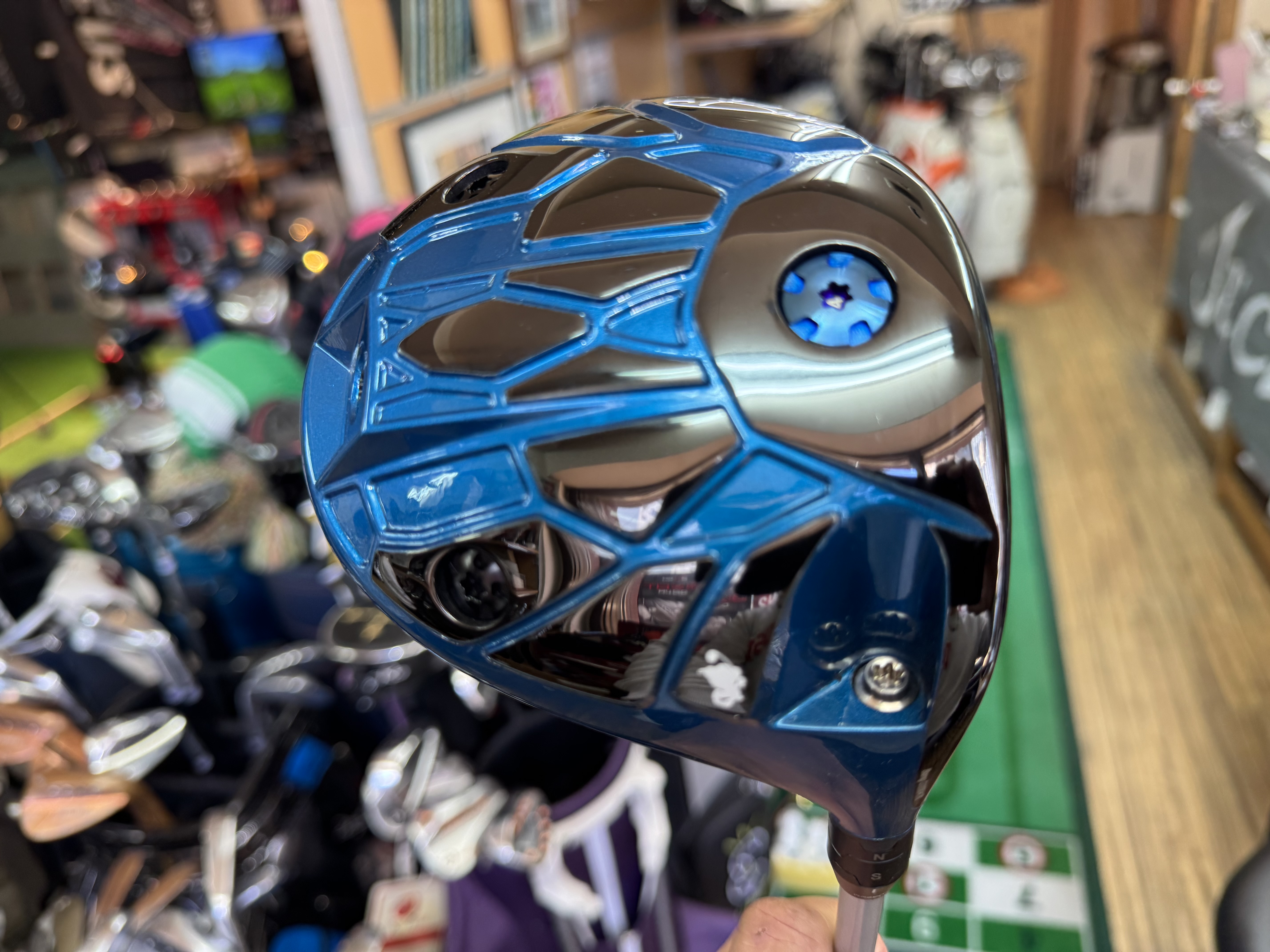 Waoww Bang Blue & Waoww Bang Monster : CHOICE 店長の切磋琢磨なブログ