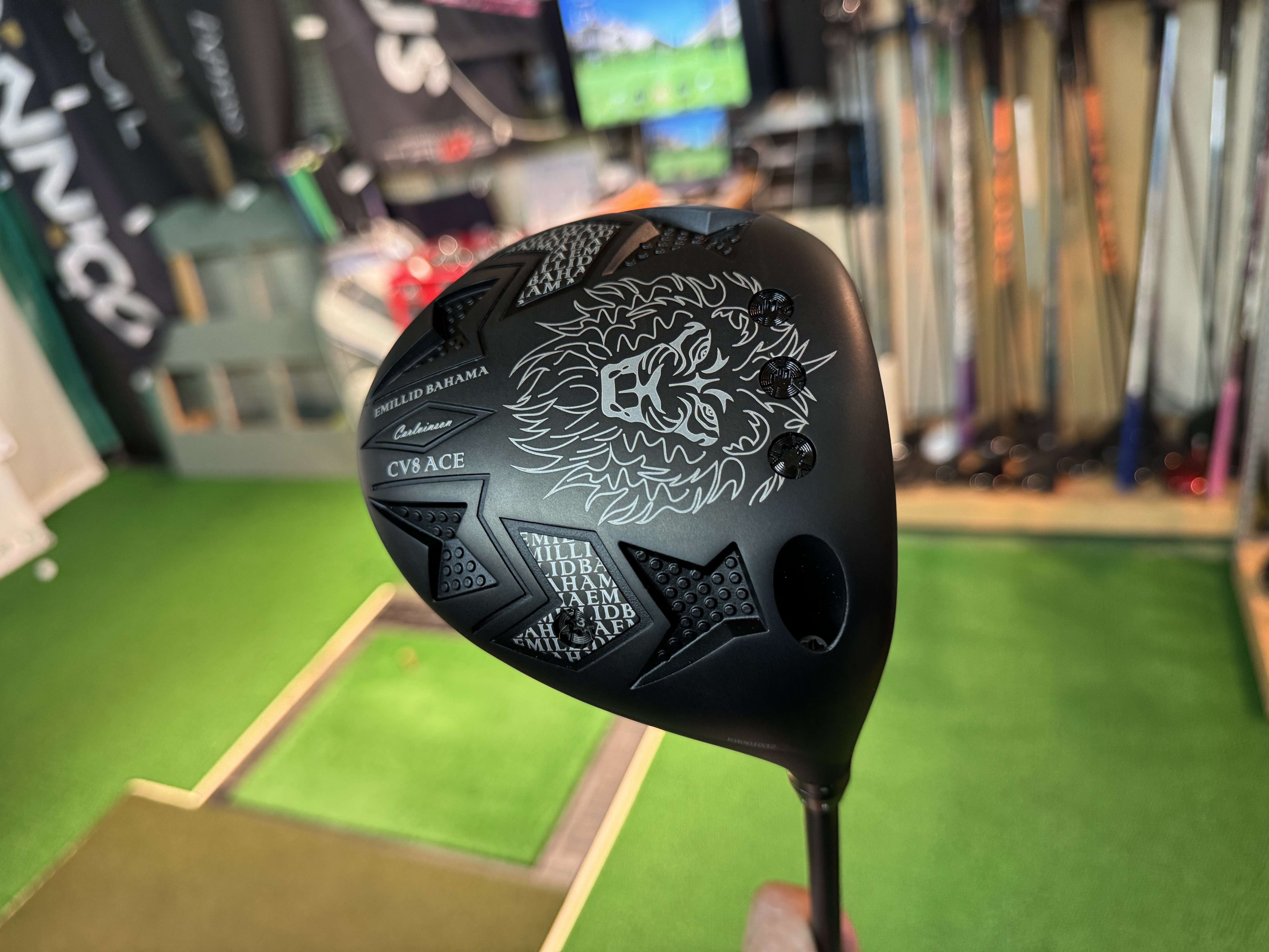 エミリッドバハマCV8 ACE & REVE DYNAMITE : CHOICE 店長の切磋琢磨な