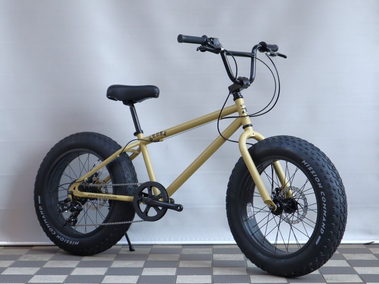 BRONX ファットバイク 20DD の新色【橋輪Blog】 : 橋輪