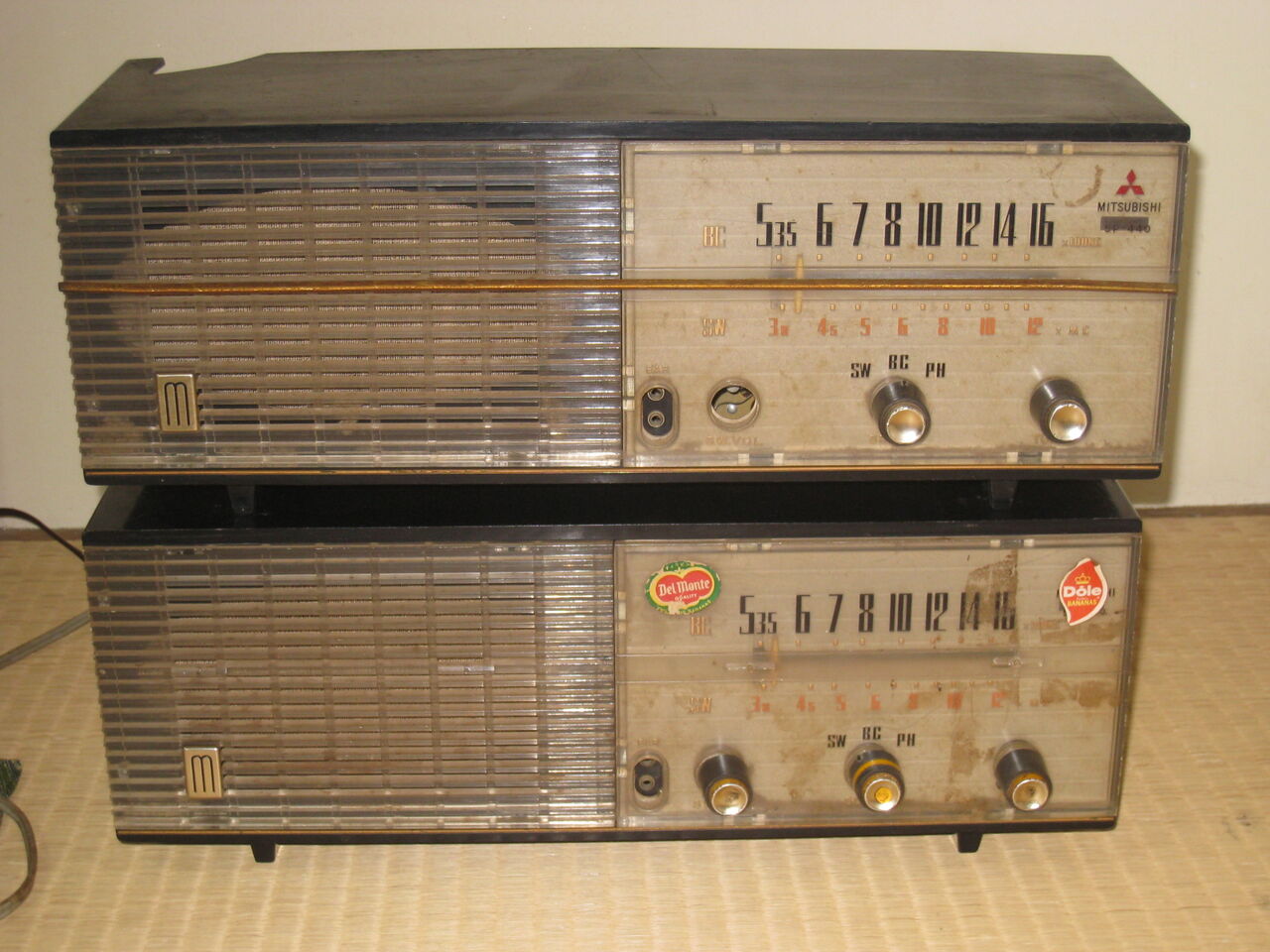 三菱真空管ラジオ 5P-440 の修理 : 真空管ラジオ修理キッシー工房