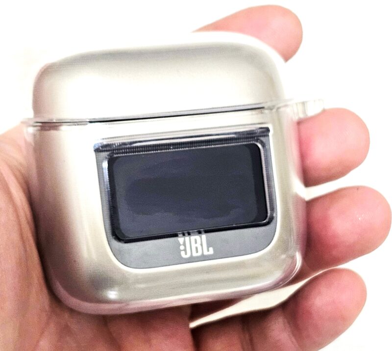 JBL TOUR PRO 2】クリアケースを付けたら持ち歩きも安心になった！