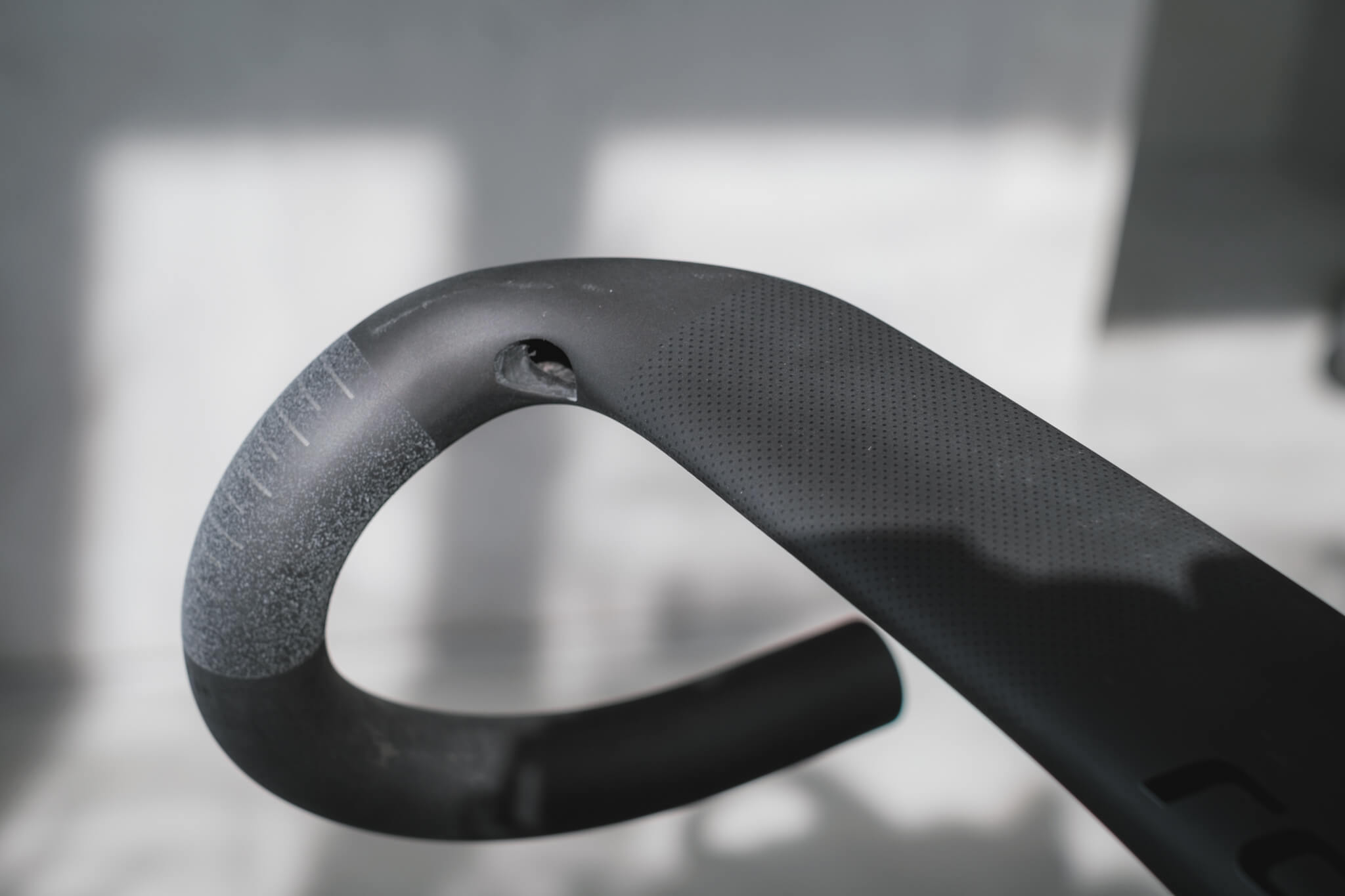 Roval Rapide Cockpitレビュー：Tarmac SL8以外に装着するとどうなるか