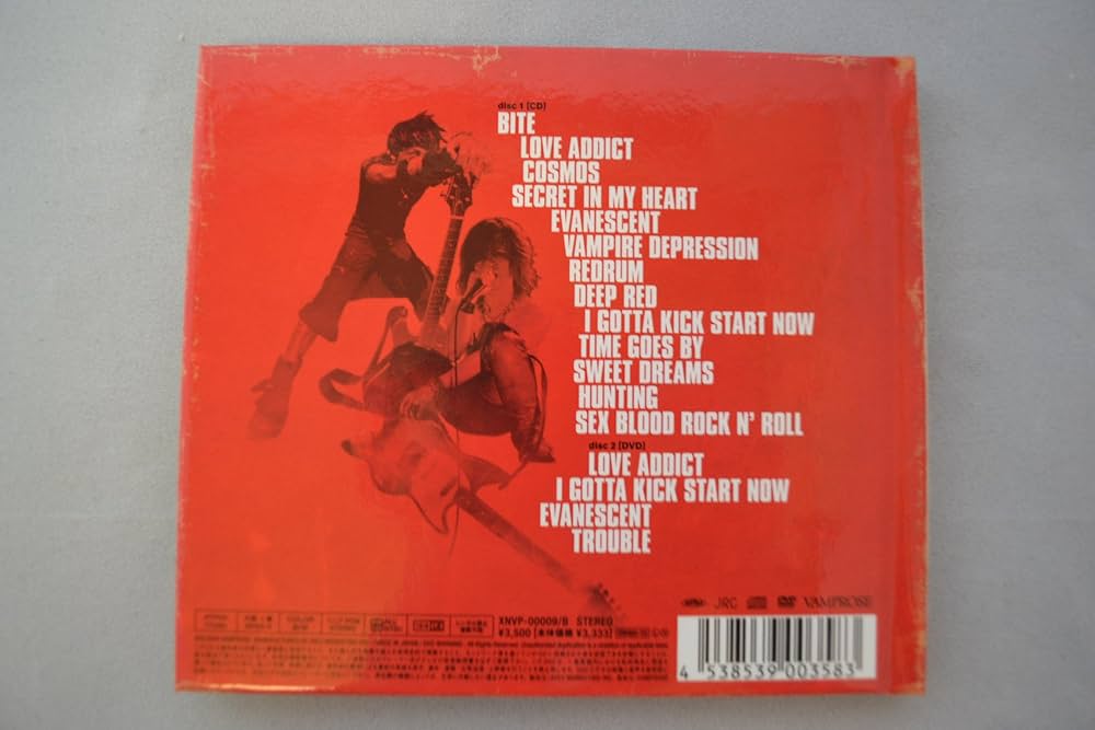 Amazon.co.jp: VAMPS(初回限定盤)(DVD付): ミュージック