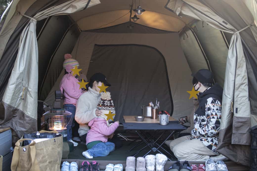 スノーピーク リビングシートで実現する「お座敷スタイル」。真冬の