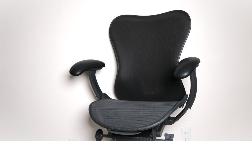ミラ2チェアをレビュー！デスクワークの生涯の相棒です【ハーマン