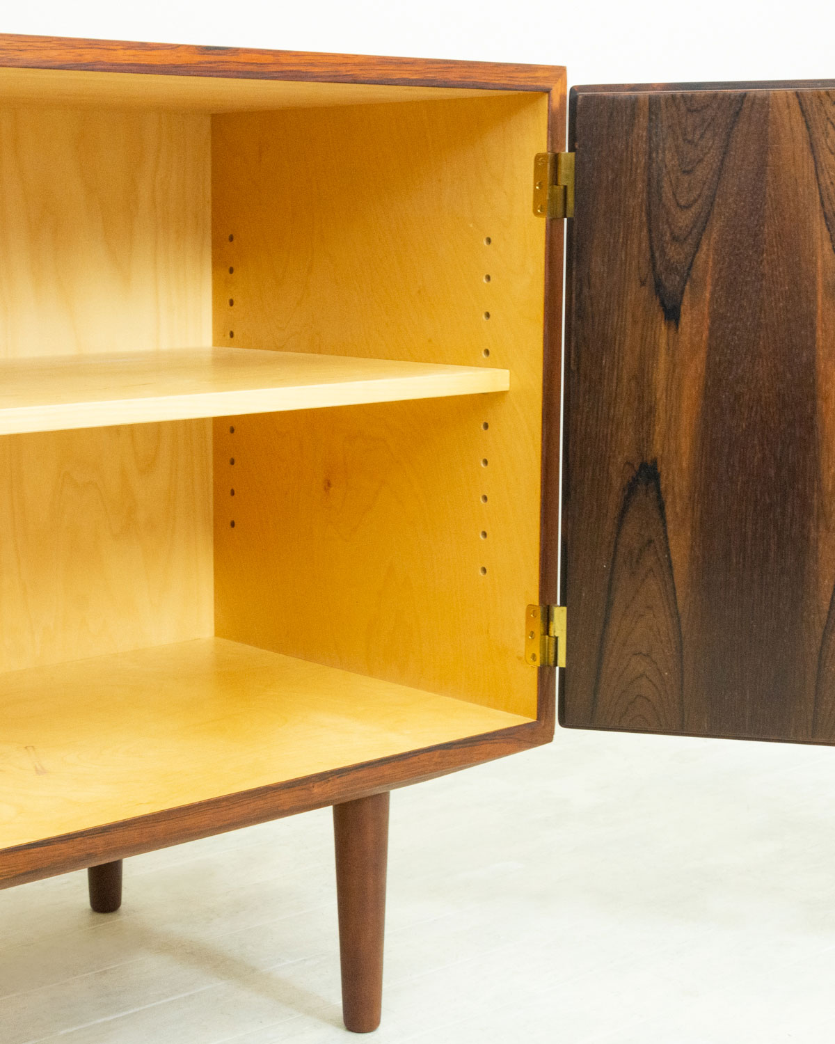 ポール・ハンデバッド キャビネット ローズウッド 北欧ビンテージ家具