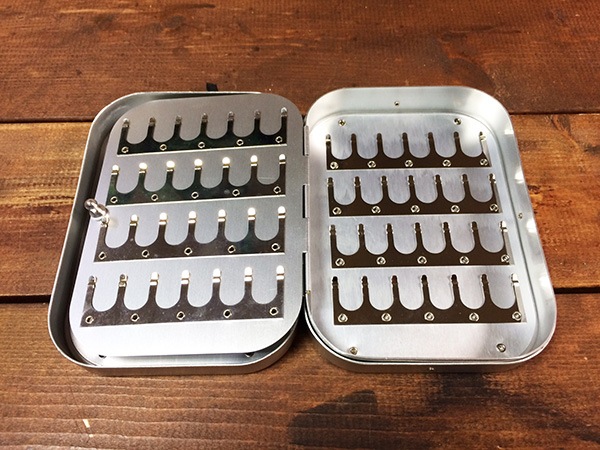 リチャード・ホイットレー フライボックス（Mサイズ）4面クリップL/L