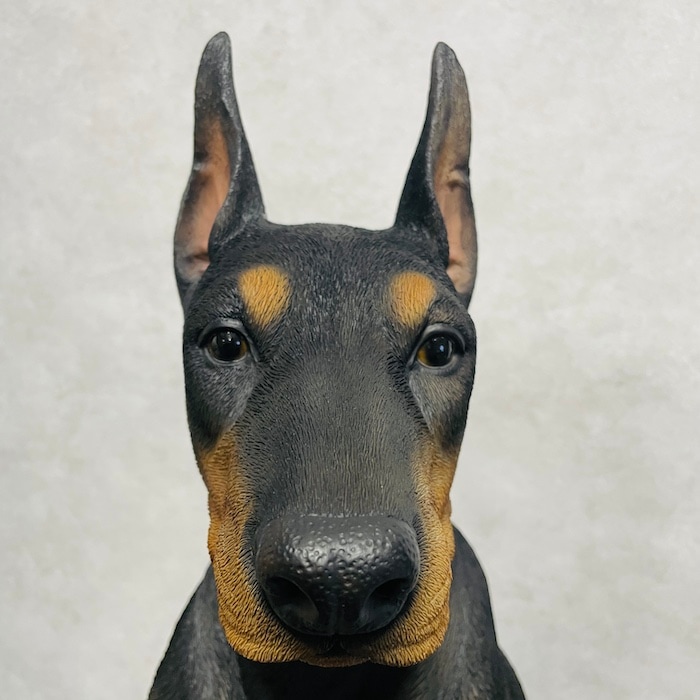 置物 お座りドーベルマン 特大 犬グッズ 高さ約61cm woobia ウービア