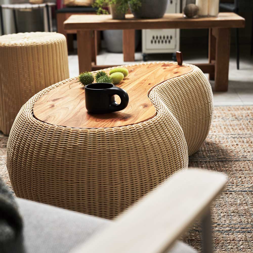 ラタンコーヒーテーブル｜自然素材の温もりとモダンデザイン