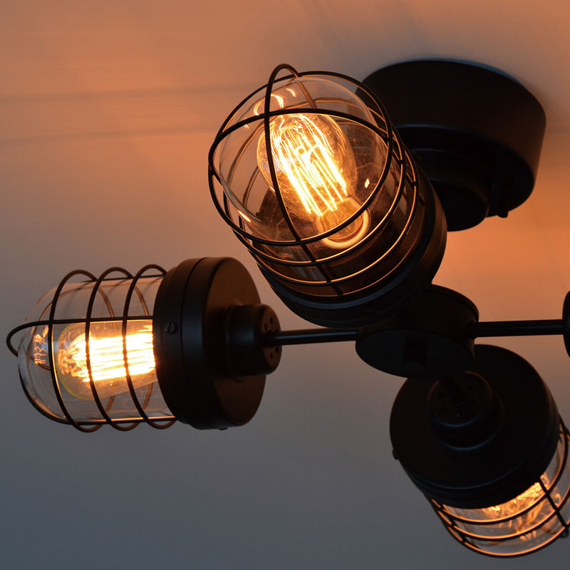 インダストリアルな雰囲気の4灯シーリングライト | インテリア・家具の