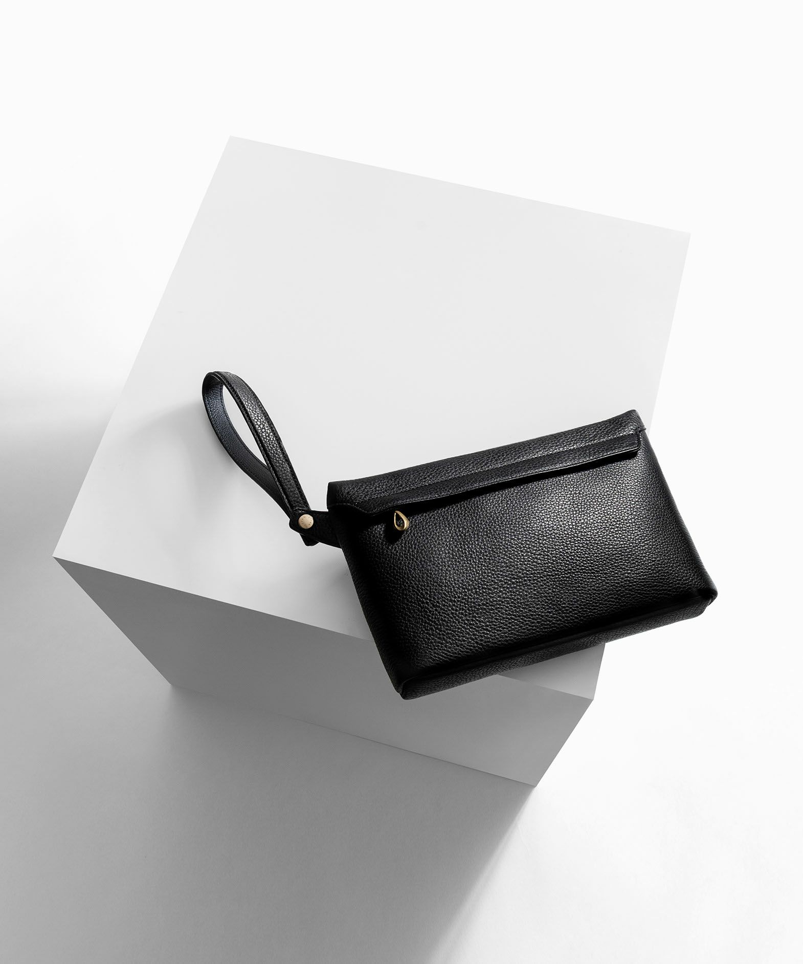 クラッチバッグ・セカンドバッグ | 大人のバッグ・財布・革小物など