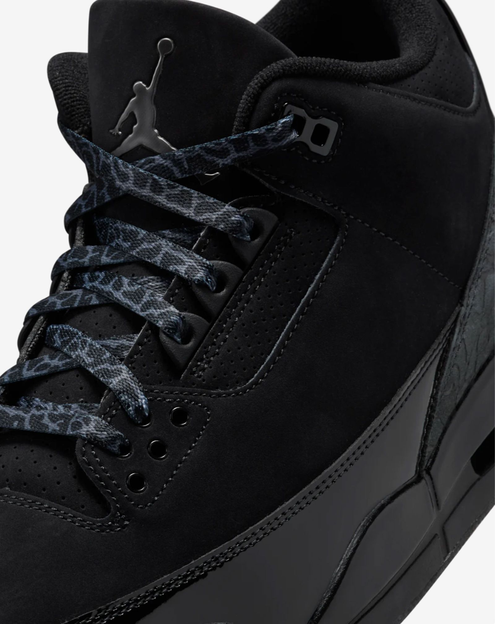 ナイキ「エア ジョーダン 3 “Black Cat”」はブラックのワントーンが