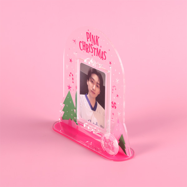 ktown4u.com : SUPER JUNIOR - PINK CHRISTMAS ACRYLIC TURNING STAND SET