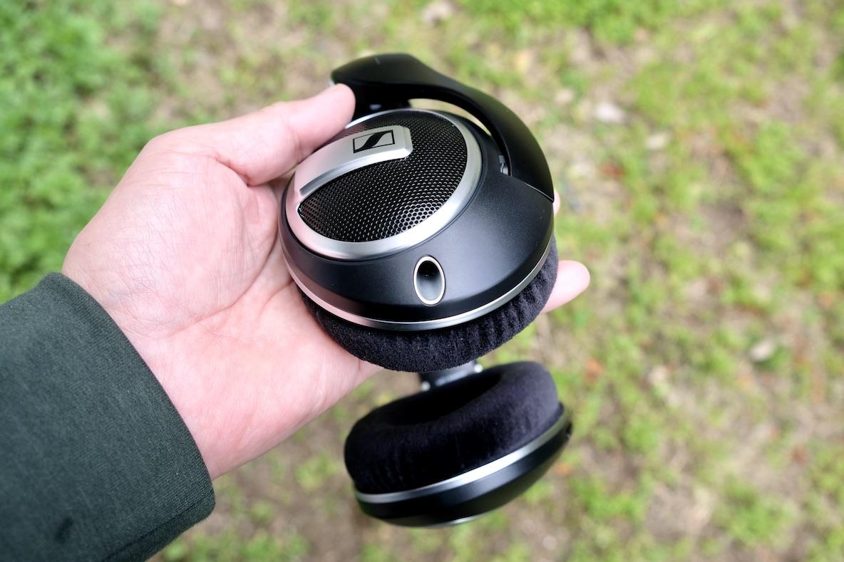 ゼンハイザーのオープンエアー型ヘッドホン「HD599」をホーム