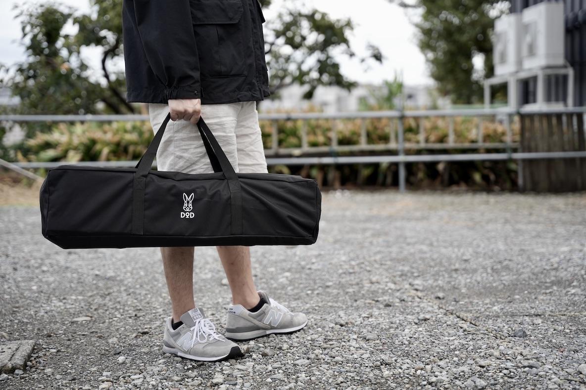 DODの「ナニゲニーテーブル」、使い勝手が最高すぎる。大きさも高さも