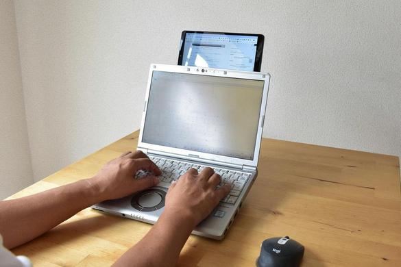 待望の再販】モニターの縦置き2画面スタイルが新定番に！話題のWING